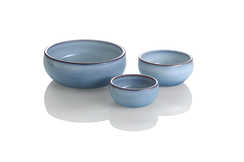 BRAGA Ceramic Bowl - Hunter Pet Store -Food or drinking bowl made of sturdy ceramic -Iridescent play of colors makes each bowl unique -High own weight ensures a safe stand -Anti-slip silicone rim on the base -Durable and scratch resistant -Easy to clean and dishwasher safe -Food-safe