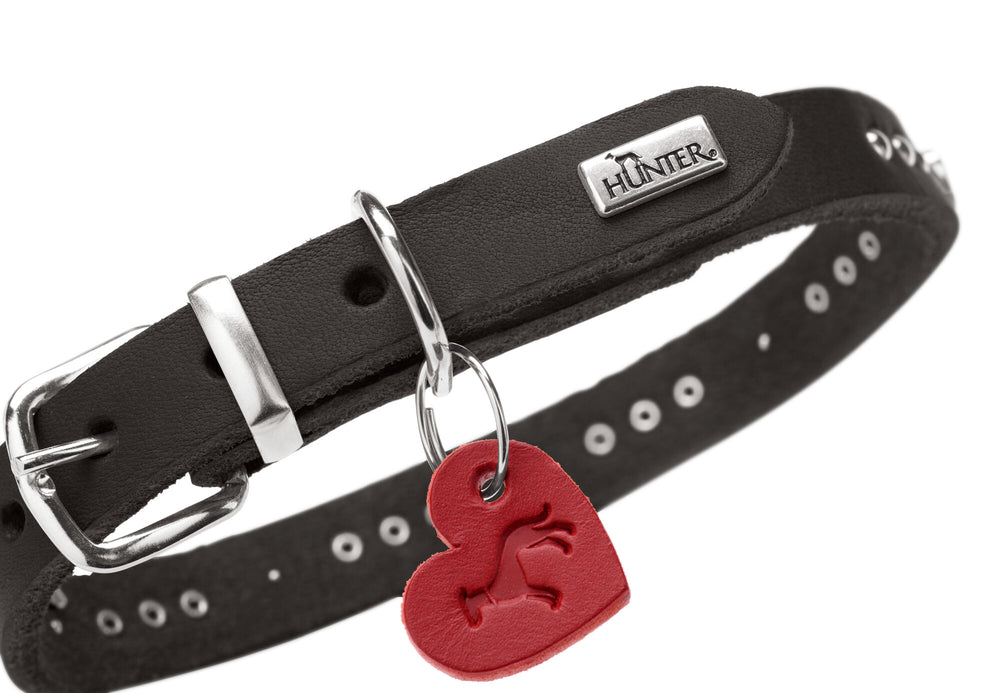 AALBORG Hearts Collar - Hunter Pet Store -Heavily greased full cowhide -Durable and hard wearing -With stylish rivet trim -With leather key ring -Made in Germany