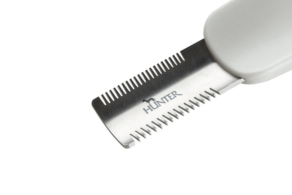 Trimming Knife Double SPA - Hunter Pet Store -stripping knife suitable for all lengths of coat, coarse/fine (short, medium, long) -allows the removal of loose wire coat -high-quality steel blade -for spots that are hard to reach -ergonomically shaped handle