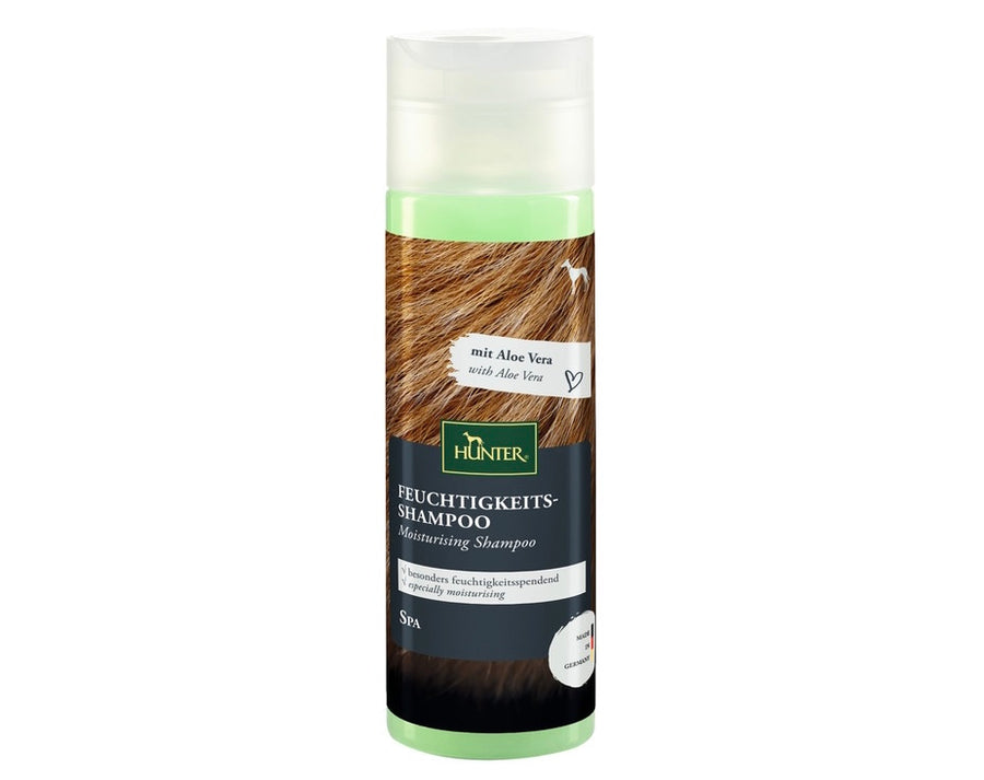 Moisturizing Shampoo With Aloe Vera - Hunter Pet Store -Moisturizing, pH-neutral dog shampoo -Suitable for all coat types, especially for dry fur structures -Aloe Vera: moisturizing -Pleasant, natural fragrance -Free of silicones, mineral oils and paraffins -Made in Germany