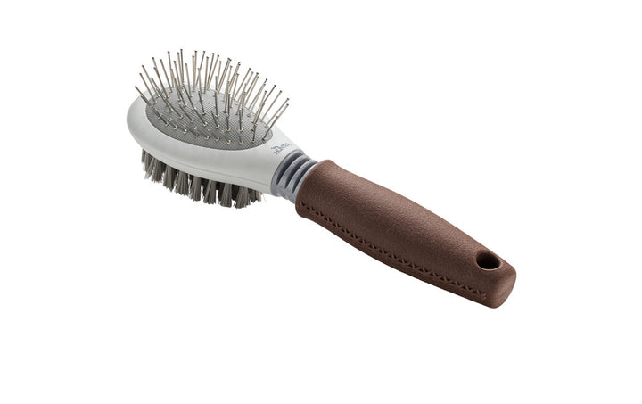 Combibrush SPA - Hunter Pet Store -suitable for long-haired, medium-length and short-haired dogs -soft bristles on one side, nickel-plated pins on the other -flexible brush neck -ergonomic handle with high-quality leather look