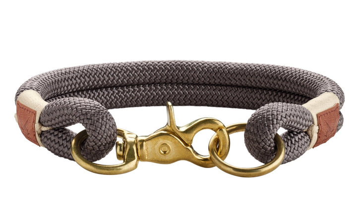 SANSIBAR Rantum Collar - Hunter Pet Store -collar made from two layers of rope -real leather patch with Sansibar logo -brass fittings -with scissor carabiner -not adjustable -striking color accents