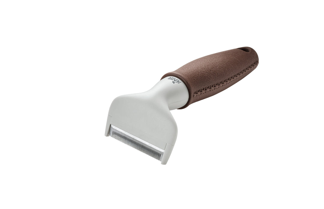 Trimming currycomb SPA - Hunter Pet Store -suitable for dogs with medium-length and long hair and horses -high-quality steel blade -removes loose hair and dander from the top coat and undercoat -ergonomic handle with a high-quality leather look