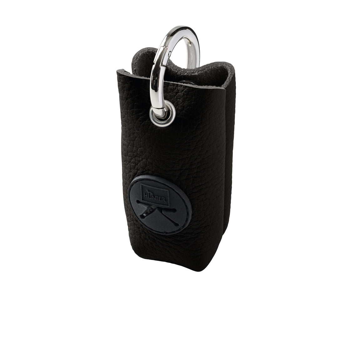 YUNA LUXUS Waste bag holder - Hunter Pet Store -stylish poo bag dispenser for every day -flexible fastening options thanks to robust ring carabiner -easy removal of individual bags -one roll of poo bags included -made in Germany