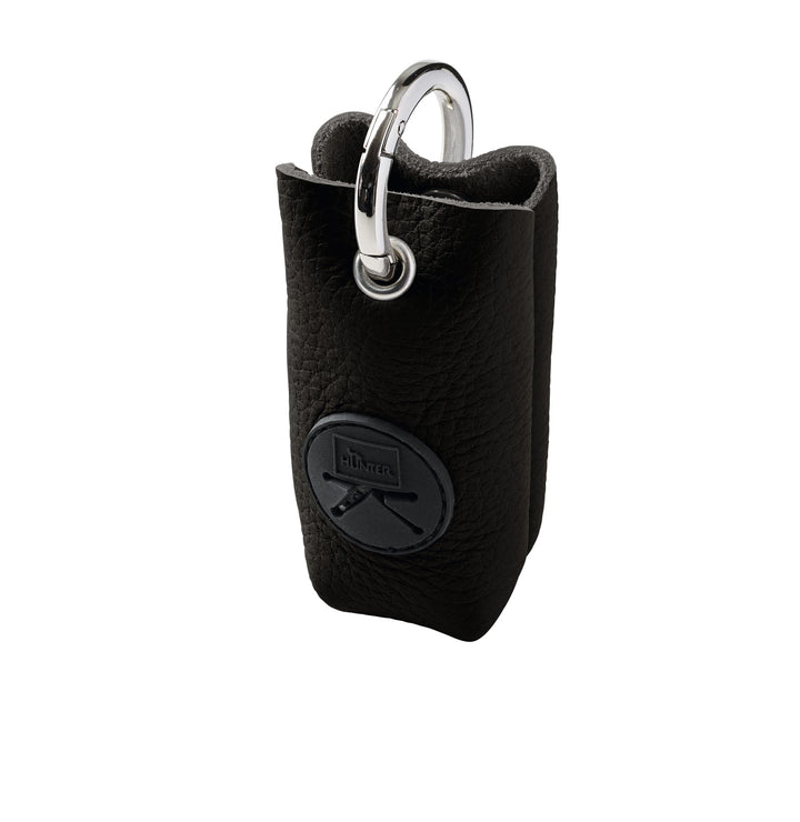YUNA LUXUS Waste bag holder - Hunter Pet Store -stylish poo bag dispenser for every day -flexible fastening options thanks to robust ring carabiner -easy removal of individual bags -one roll of poo bags included -made in Germany