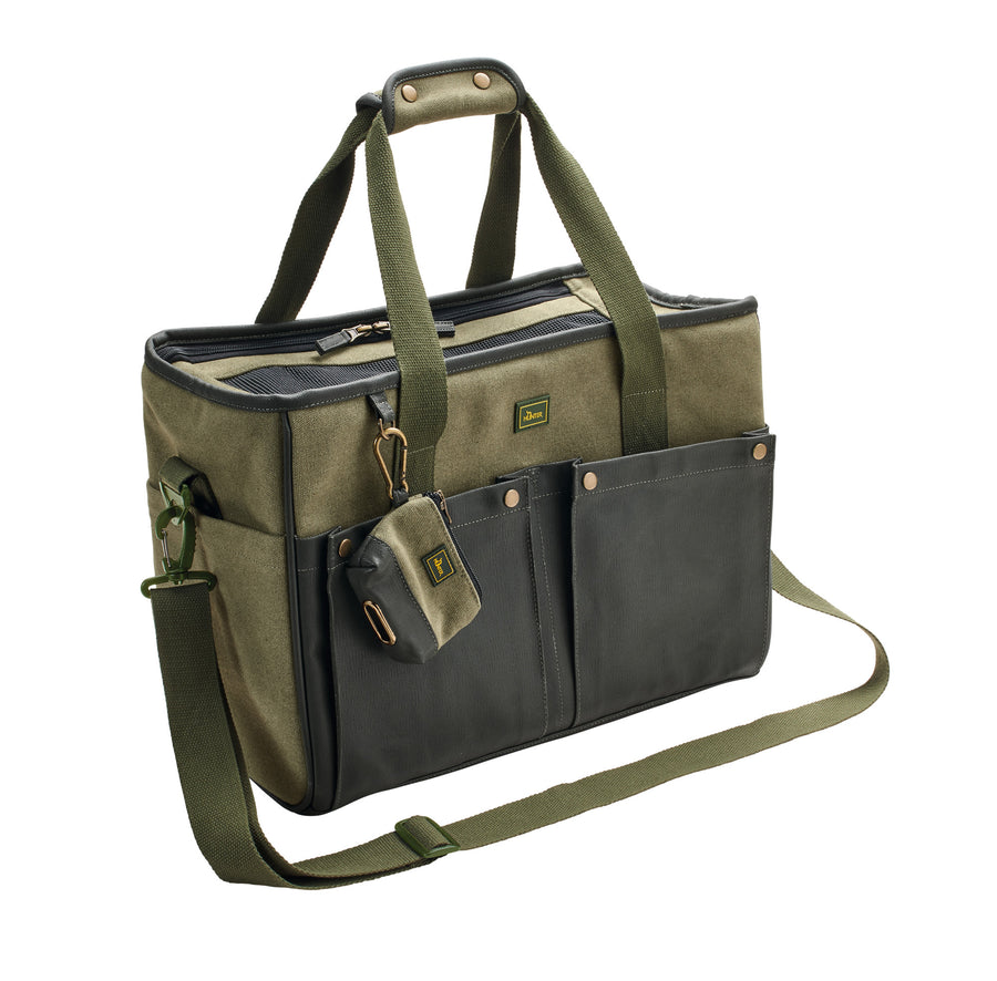 Carrier bag MADISON - Hunter Pet Store -with removable, washable imitation lambskin inlay -with practical exterior pockets and dog waste bag carrier -can be carried in the hand or using the shoulder strap -max. load of 15 lbs