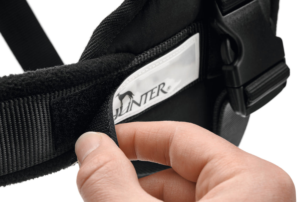 RANGER Norwegian harness - Hunter Pet Store -made of high-quality nylon material with reflective elements -chest and shoulder area padded with fleece -adjustable belly strap -with foldable hand loop -with velcro attachment for individual patches -two velcro inscriptions included, one reflective
