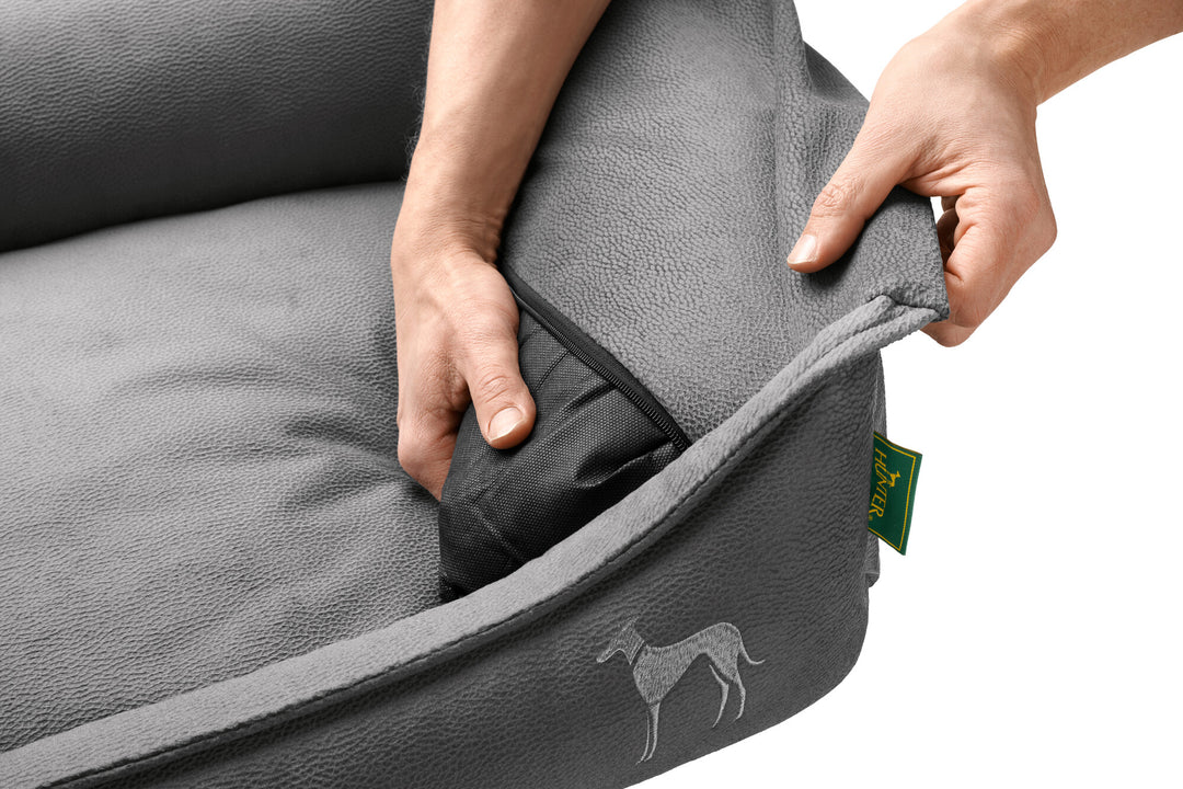 MERIDA Sofa Orthopedic - Hunter Pet Store -Orthopaedic sofa for dogs with joint and back problems -Lying surface with pressure-relieving memory foam flakes -Pleasantly soft feel and elegant look -Anti-slip underside -Removable cover washable at 140 °F -Made in Europe