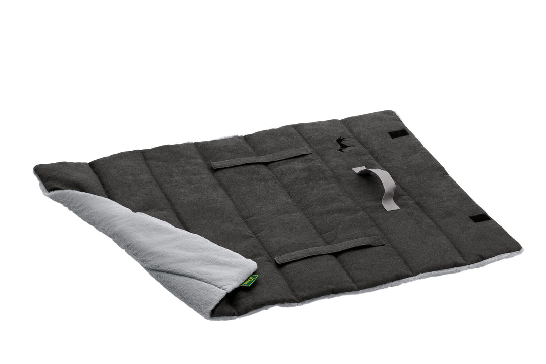 ROCKFORD Blanket - Hunter Pet Store -top with very soft and cuddly plush -padded for a high lying comfort -can be rolled up, fixed with Velcro straps and transported in a space-saving way -ideal for traveling -with practical carrying handle -washable at 90°F