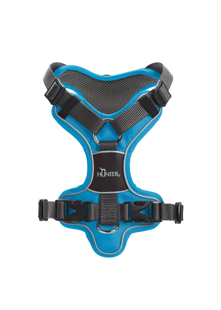 DIVO Harness - Hunter Pet Store -five-point adjustment -ergonomic fit -comfortable padding with soft, breathable mesh material and neoprene -highly reflective thanks to the 3M™ Scotchlite™ Reflective Material and HUNTER logo print -features two D-rings for attaching a leash to the dog’s back and chest -the D-ring on the chest can be tucked away easily