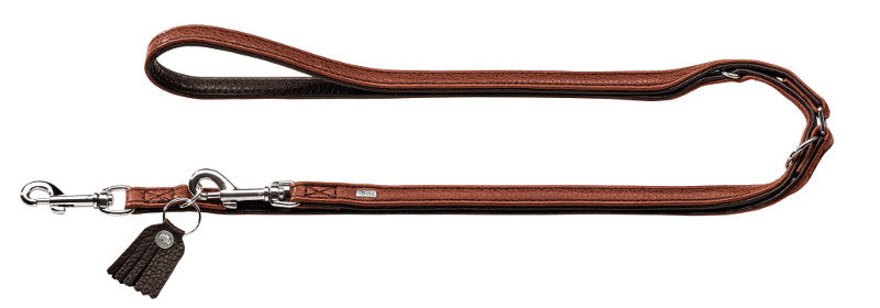 CODY Adjustable Leash - Hunter Pet Store -the grain of each leather makes it a unique -rustic, natural look -3-fold adjustable -with detachable bison leather key fob -from strictly controlled, sustainable breeding -made in Germany