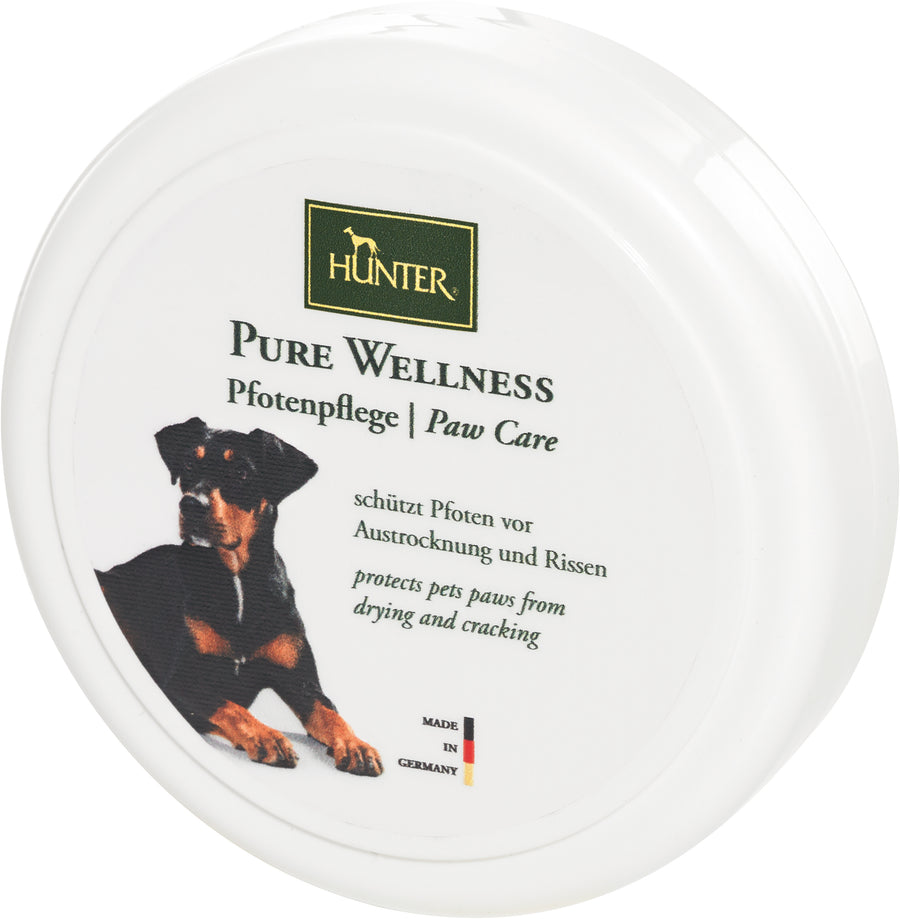 Pure Wellness Paw Care - Hunter Pet Store -Caring and protective balm for skin and paws -Reliably protects against dehydration and cracks -Can support the healing of damaged skin and prevent skin damage -Intensively moisturizes the skin -Recommended for regular use, especially in winter -Results are usually visible after just a few applications -Pleasant, natural fragrance -Free from preservatives, microplastics and silicones -Made in Germany