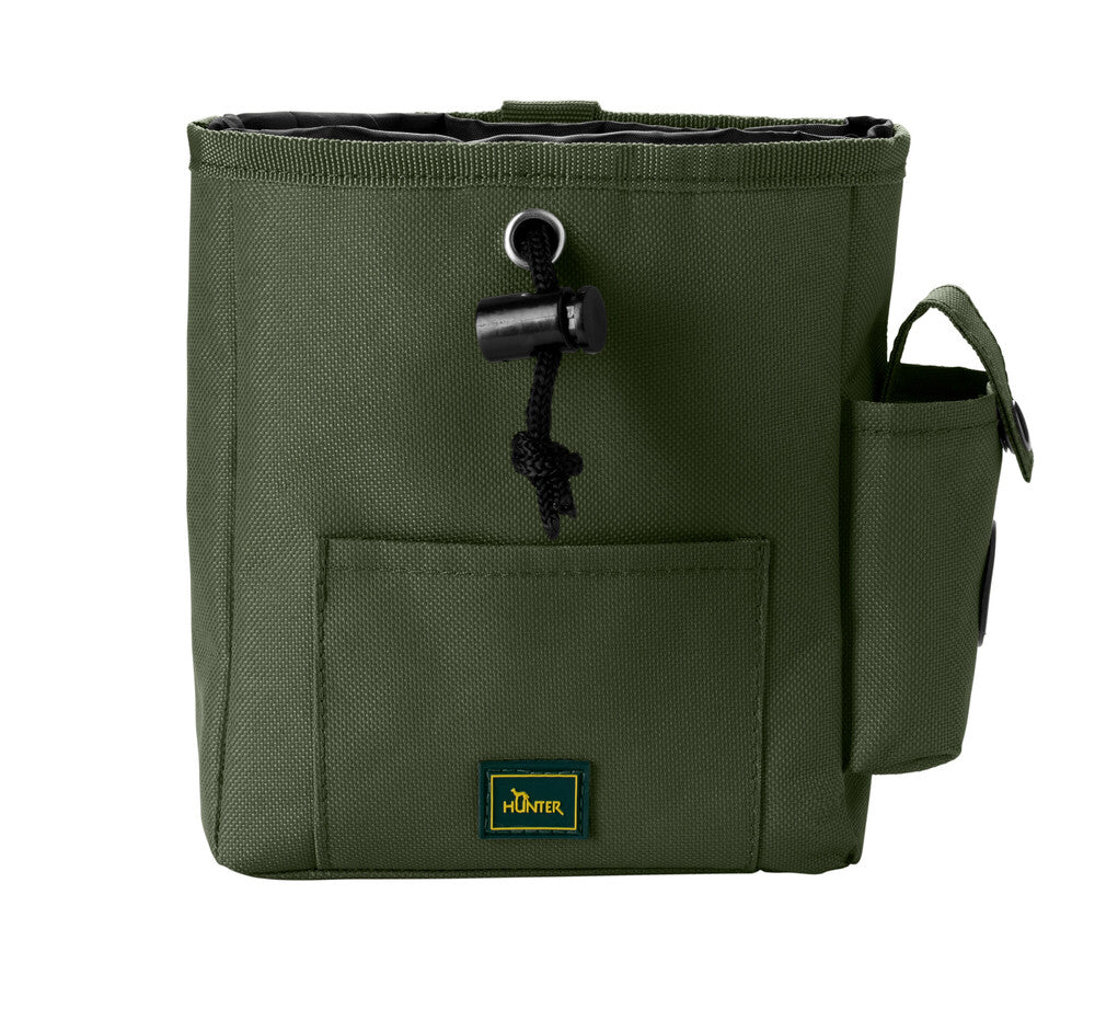 TYRA Treat pouch - Hunter Pet Store -fillable belt bag for training, education and on the go -ideal for storing all kinds of snacks -made of robust, waterproof outer material (100% recycled) -washable inner material (100% recycled) -easy to open and close with a cord -with additional storage options for poop bags, clicker and co. -easy to clean