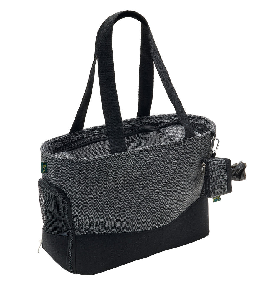 BARCELONA Dog carrier - Hunter Pet Store -carry bag for pets weighing up to 17.6 lbs -wool blended fabric with a herringbone design -openings for optimum ventilation -inside nylon strap with carabiner makes it possible to secure your pet -washable
