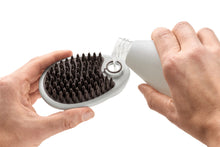 Load image into Gallery viewer, Grooming currycomb SPA with integrated shampoo-function