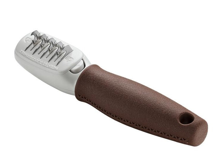 De-Felting knife SPA - Hunter Pet Store -suitable for dogs with medium-length and long hair -rotatable head -removes matted tangles from the undercoat -smooths top coat -high-quality stainless steel safety blades prevent injuries -ergonomic handle with a high-quality leather look