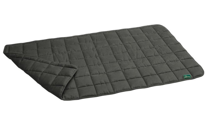 HAMILTON Blanket - Hunter Pet Store - Upgrade your dog's comfort in his bed or cover your dog's favorite spot on your couch with it. - Perfect for taking with you when you travel together. - Washable at high temperature 203°F - Quilted cotton blend material is soft and lightly padded. - Blanket is perfectly flexible, allowing you to roll it up and save space when not in use.