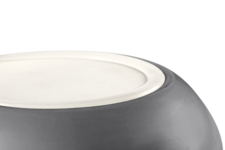LUND Ceramic Bowl - Hunter Pet Store -feeding or drinking bowl made of ceramic -subtle HUNTER dog embossing -high weight ensures a secure stand -slip-resistant silicone rim on the bottom -long-lasting and scratch resistant -food safe and dishwasher-safe