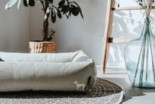 Load image into Gallery viewer, Dog bed INARI green