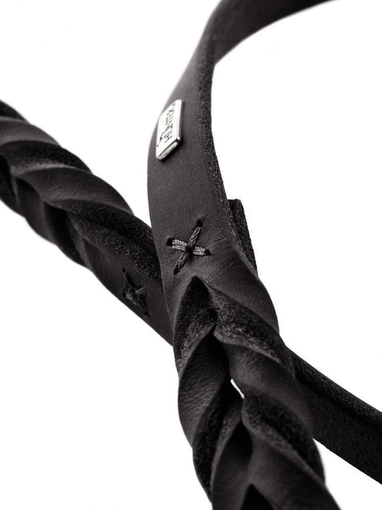 SOLID EDUCATION Leash - Hunter Pet Store -particularly tough and hard-wearing leather -hand-braided -with a leather keyring -snap bolt braided into the leather -with hand loop -made in Germany