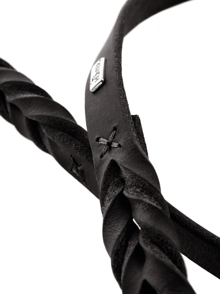 SOLID EDUCATION Leash - Hunter Pet Store -particularly tough and hard-wearing leather -hand-braided -with a leather keyring -snap bolt braided into the leather -with hand loop -made in Germany