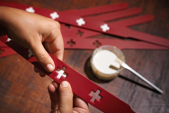 SWISS Leash - Hunter Pet Store -especially soft cow leather -crosses are sewn in individually -with hand loop -made in Germany